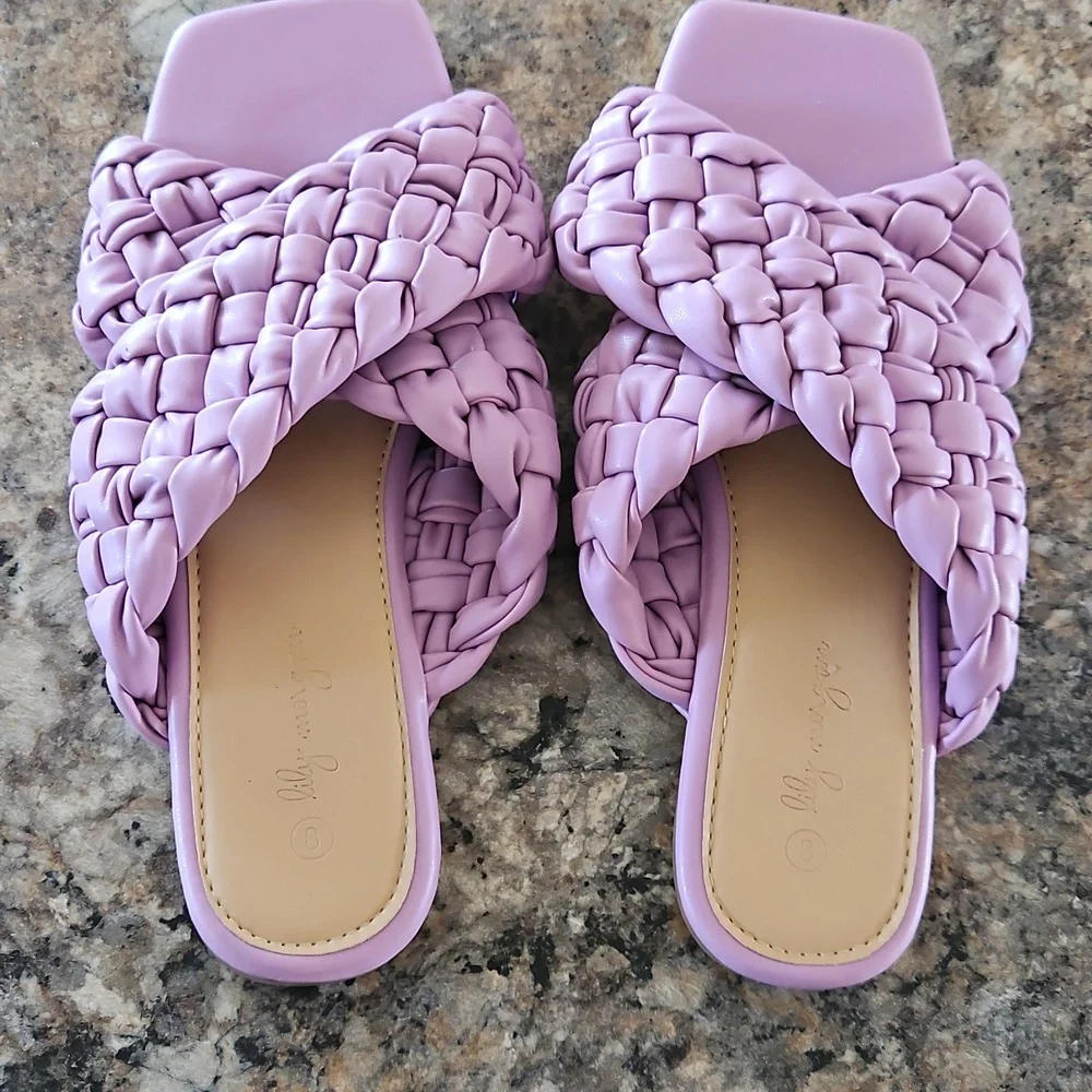Size 8 Lily Morgan Elegant Lavender Women's Sandals - Picture 3 of 7